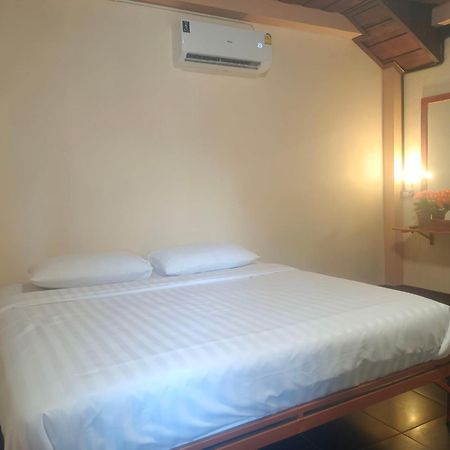 Boat And House Resort Khao Kho Zewnętrze zdjęcie