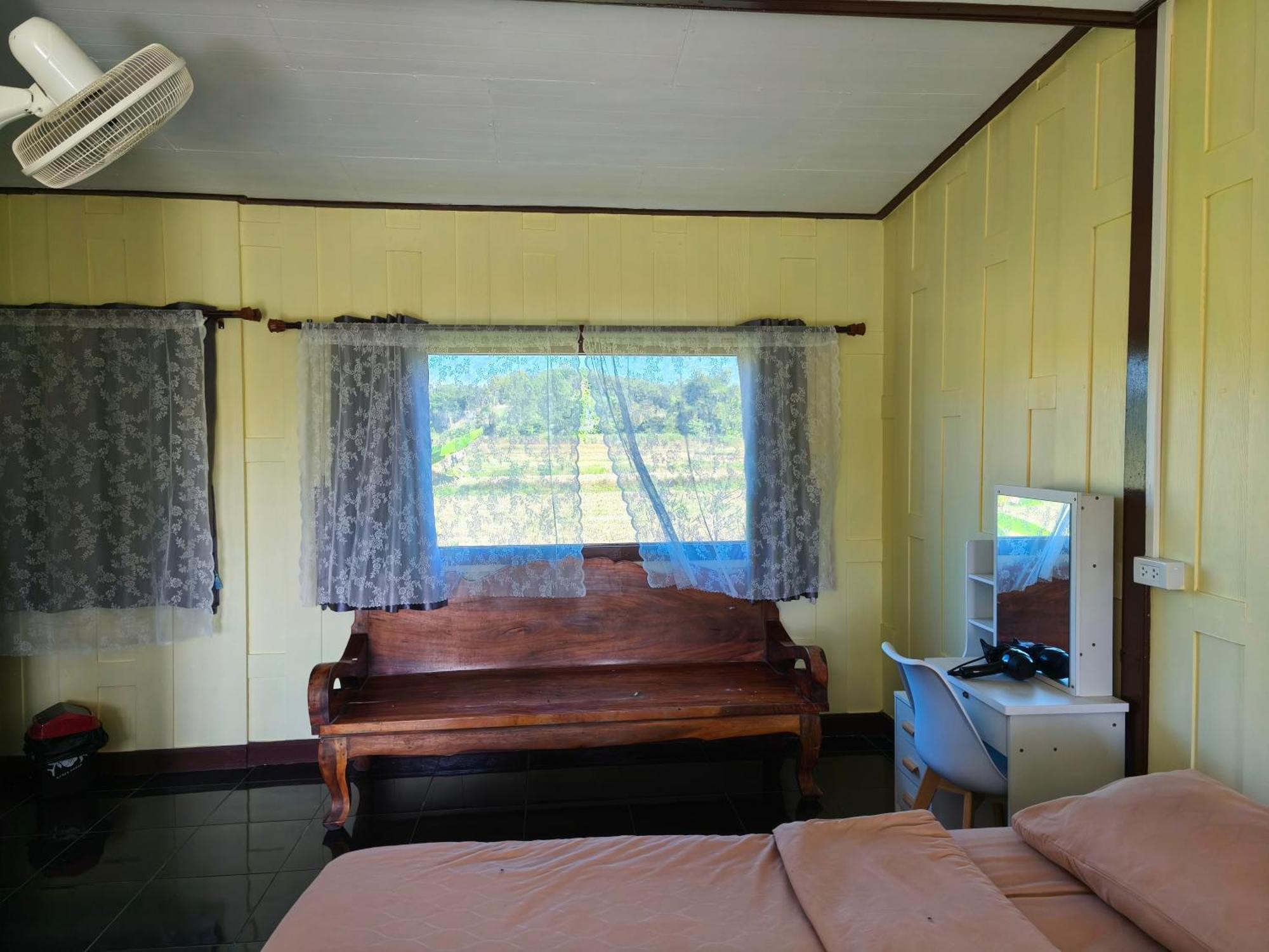 Boat And House Resort Khao Kho Zewnętrze zdjęcie