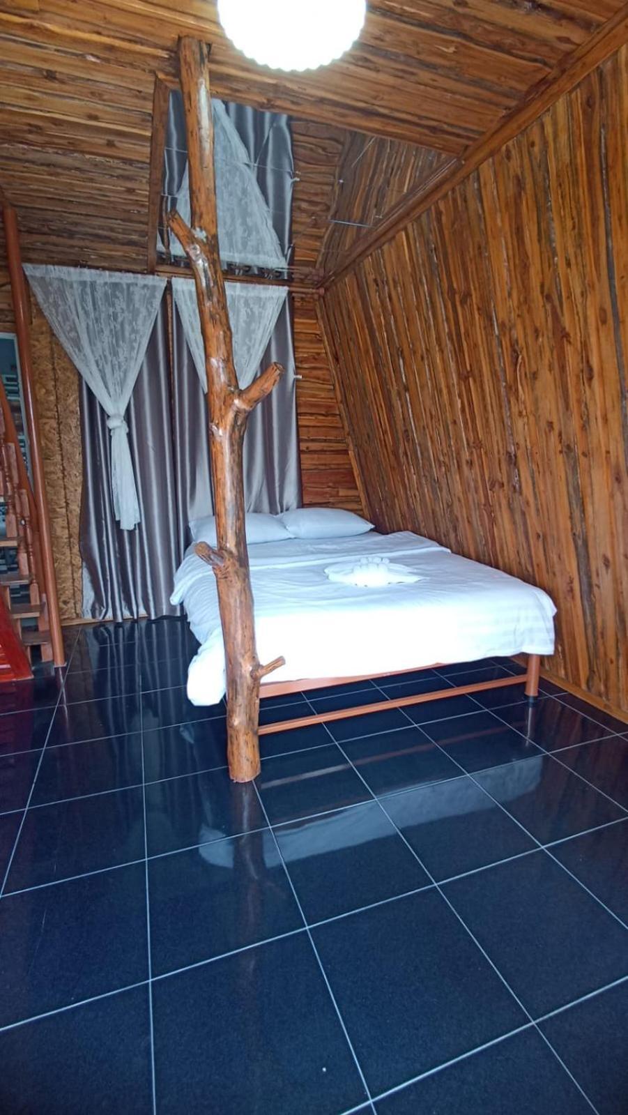 Boat And House Resort Khao Kho Zewnętrze zdjęcie