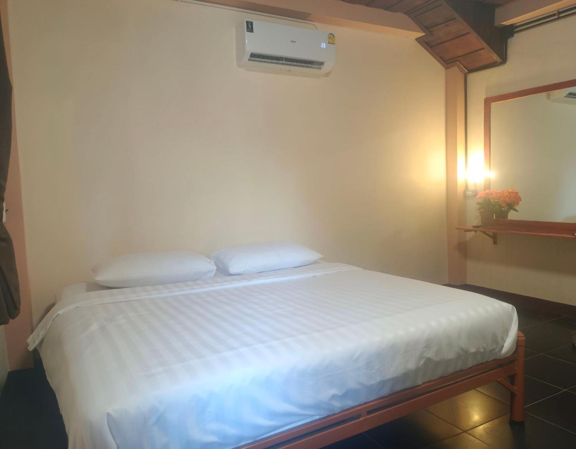 Boat And House Resort Khao Kho Zewnętrze zdjęcie