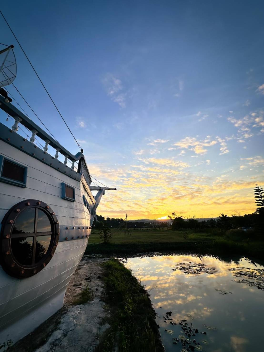 Boat And House Resort Khao Kho Zewnętrze zdjęcie
